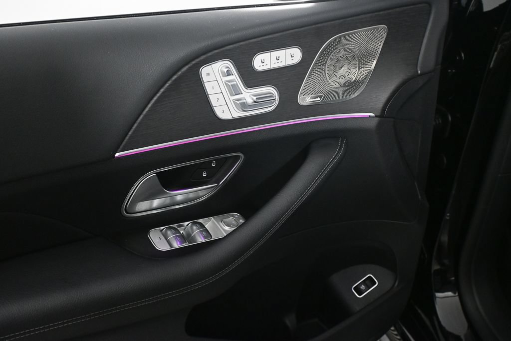 Certified 2024 Mercedes-Benz GLS 450 4MATIC image 8