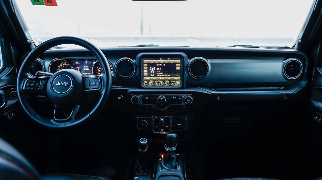 Certified 2021 Jeep Gladiator Willys image 13