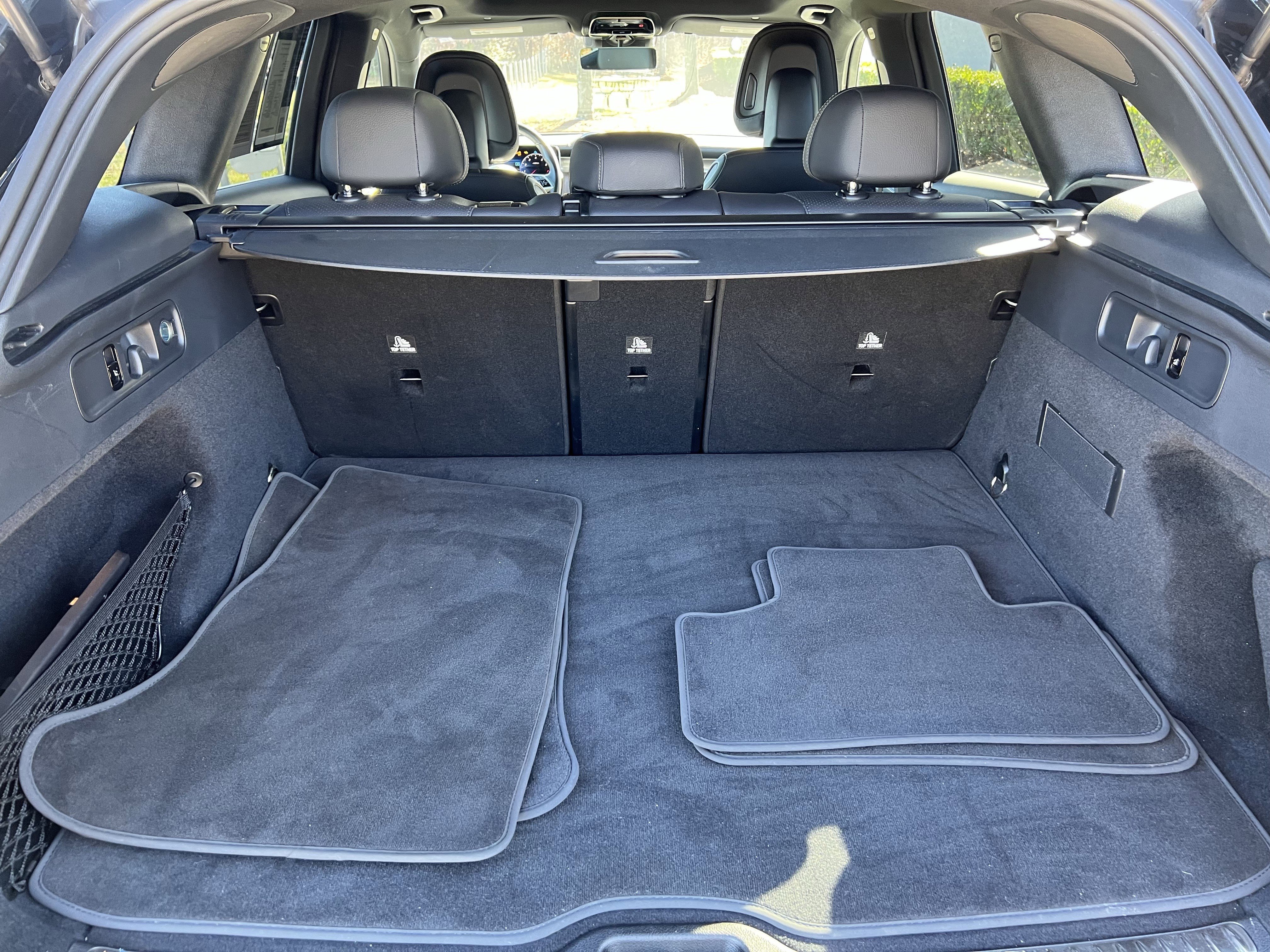 Used 2024 Mercedes-Benz GLC 300 4MATIC image 34