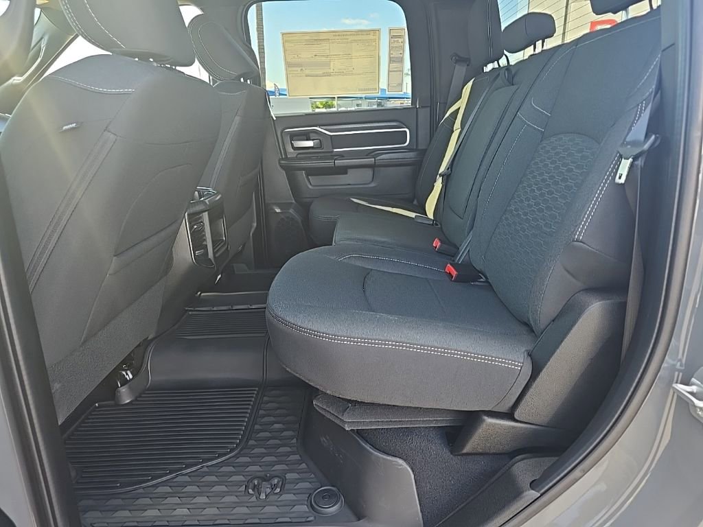 New 2026 RAM 3500 Big Horn AWD/4WD image 26