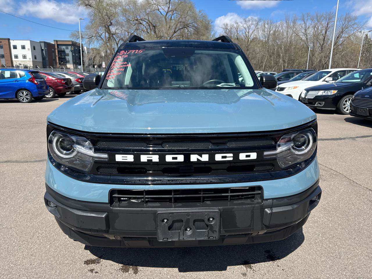 Used 2022 Ford Bronco Sport Outer Banks w/ Tech Package AWD/4WD image 2