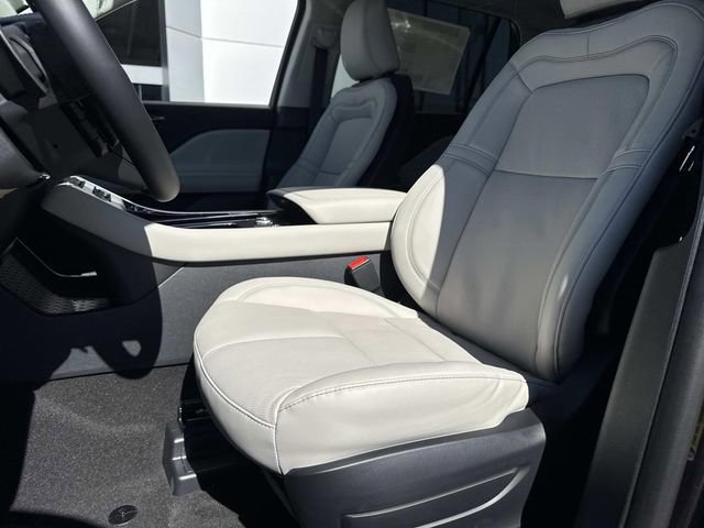 New 2026 Lincoln Aviator Reserve w/ Illumination Package image 18