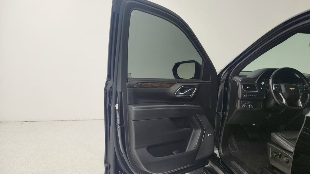 Certified 2021 Chevrolet Tahoe LT AWD/4WD image 16