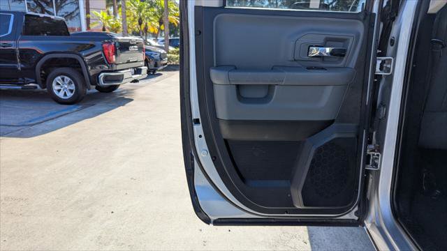 Used 2014 RAM 1500 Outdoorsman image 17