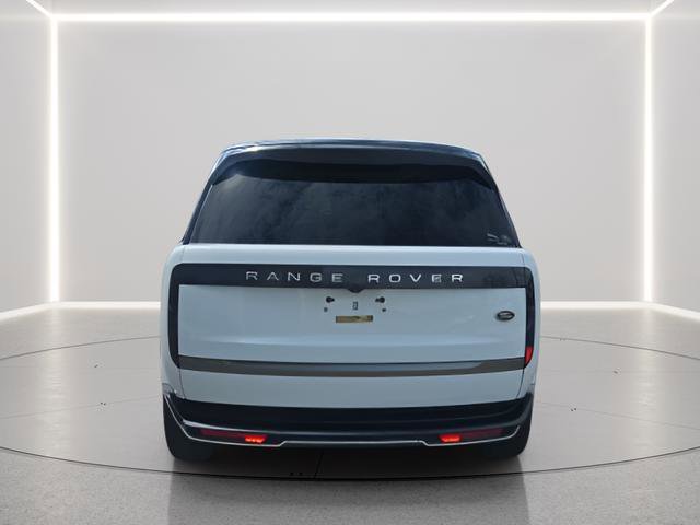 Certified 2023 Land Rover Range Rover SE image 4