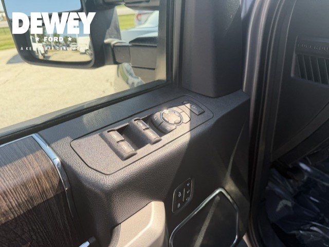Used 2021 Ford F250 Lariat AWD/4WD image 14