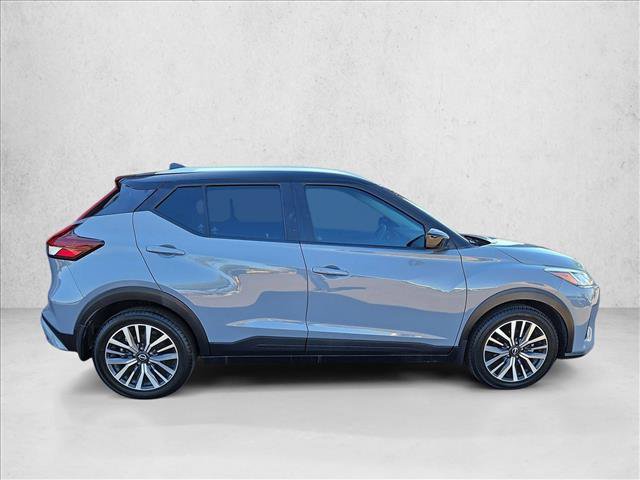 Certified 2022 Nissan Kicks SV FWD image 4