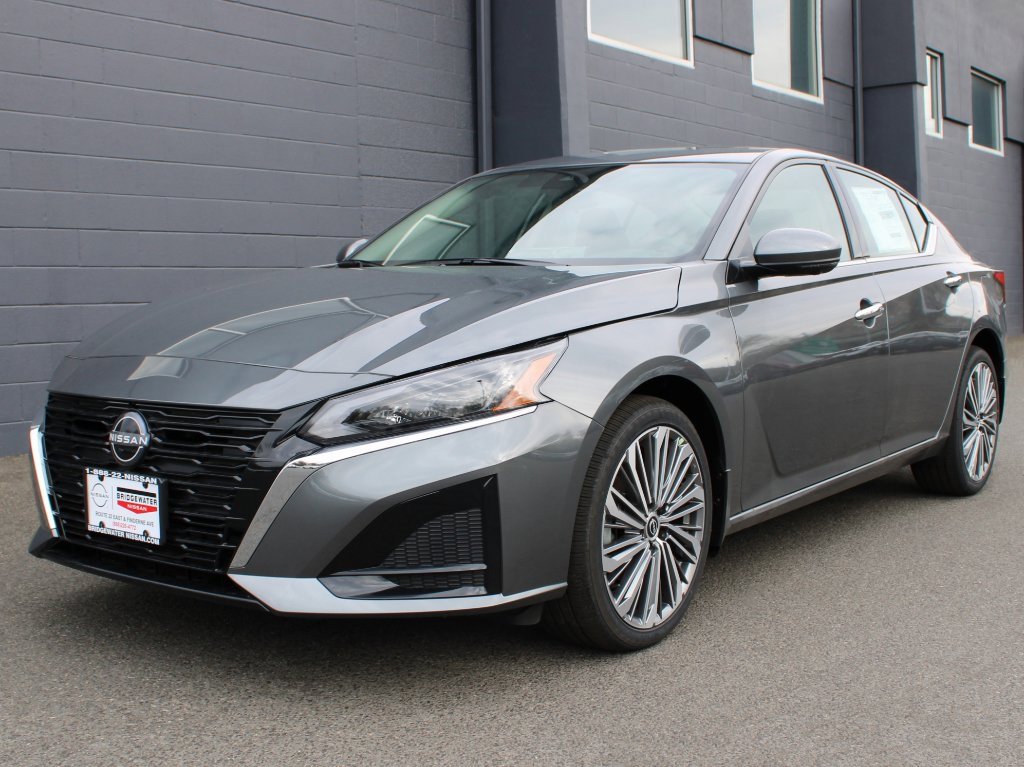 New 2025 Nissan Altima 2.5 SL image 1