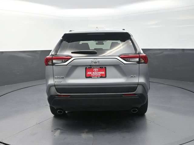 Used 2024 Toyota RAV4 XLE FWD image 7