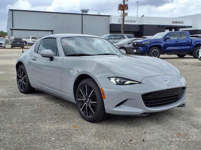 Used 2026 MAZDA MX-5 Miata RF Grand Touring RWD image 3