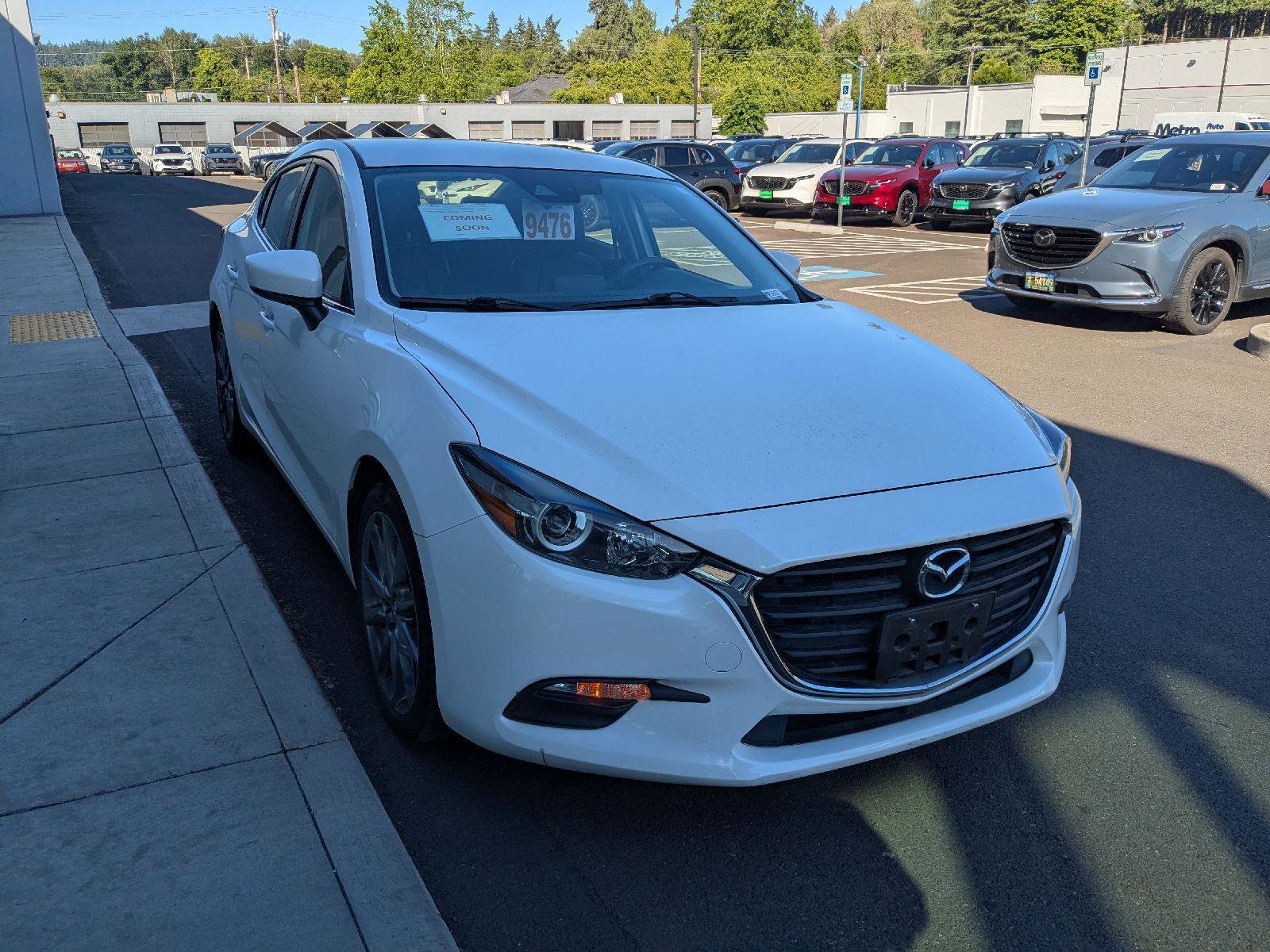 Used 2018 MAZDA MAZDA3 Touring FWD image 8