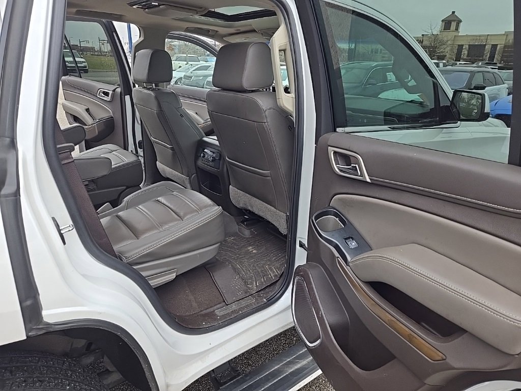 Used 2020 GMC Yukon Denali w/ Denali Premium Package image 19