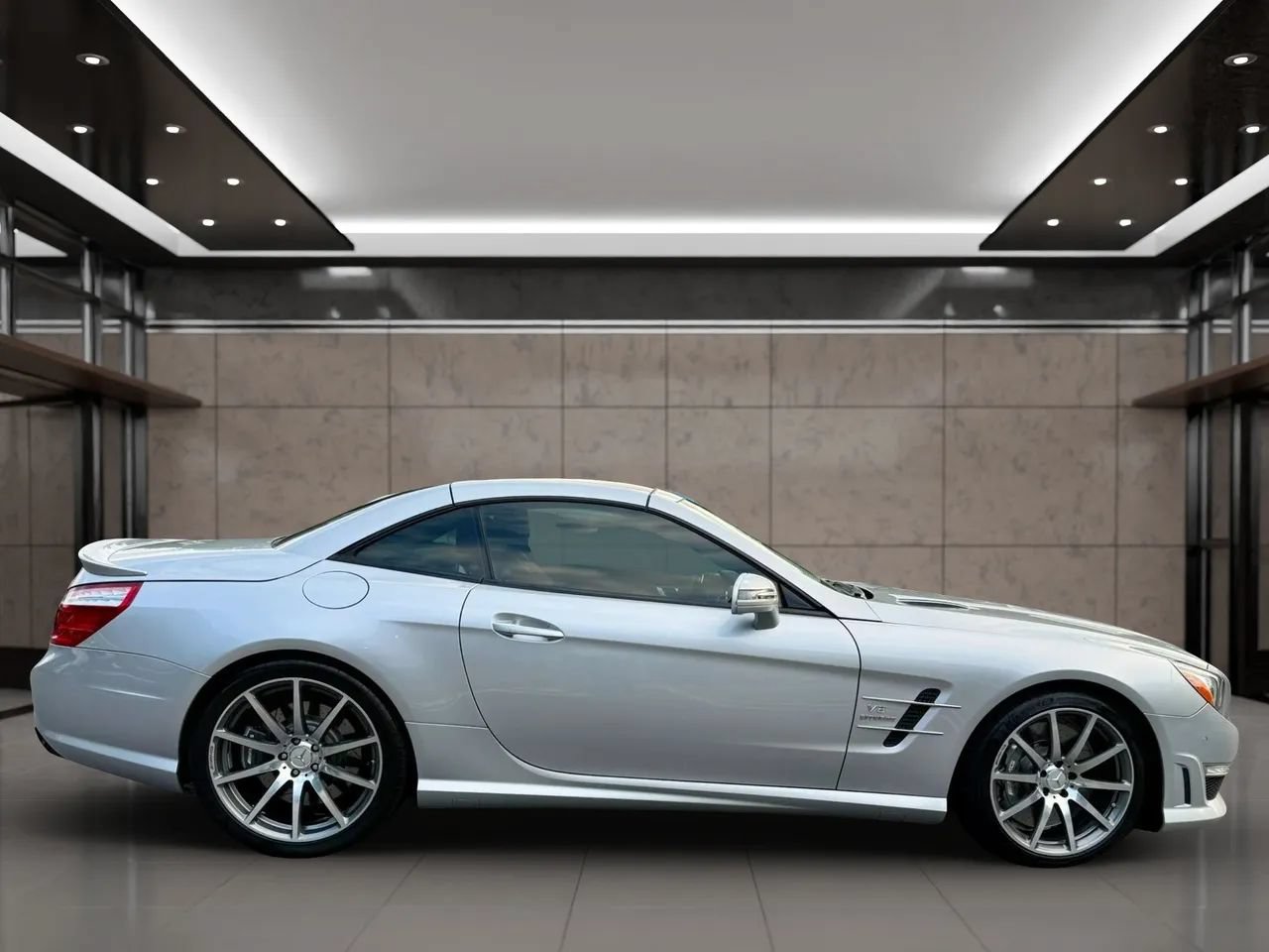 Used 2013 Mercedes-Benz SL 63 AMG w/ Premium Pkg image 16