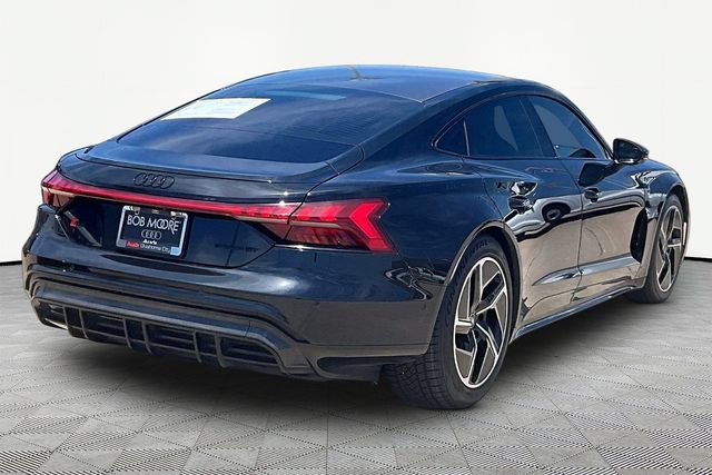 Used 2023 Audi RS e-tron GT w/ Carbon Performance Package AWD/4WD image 2