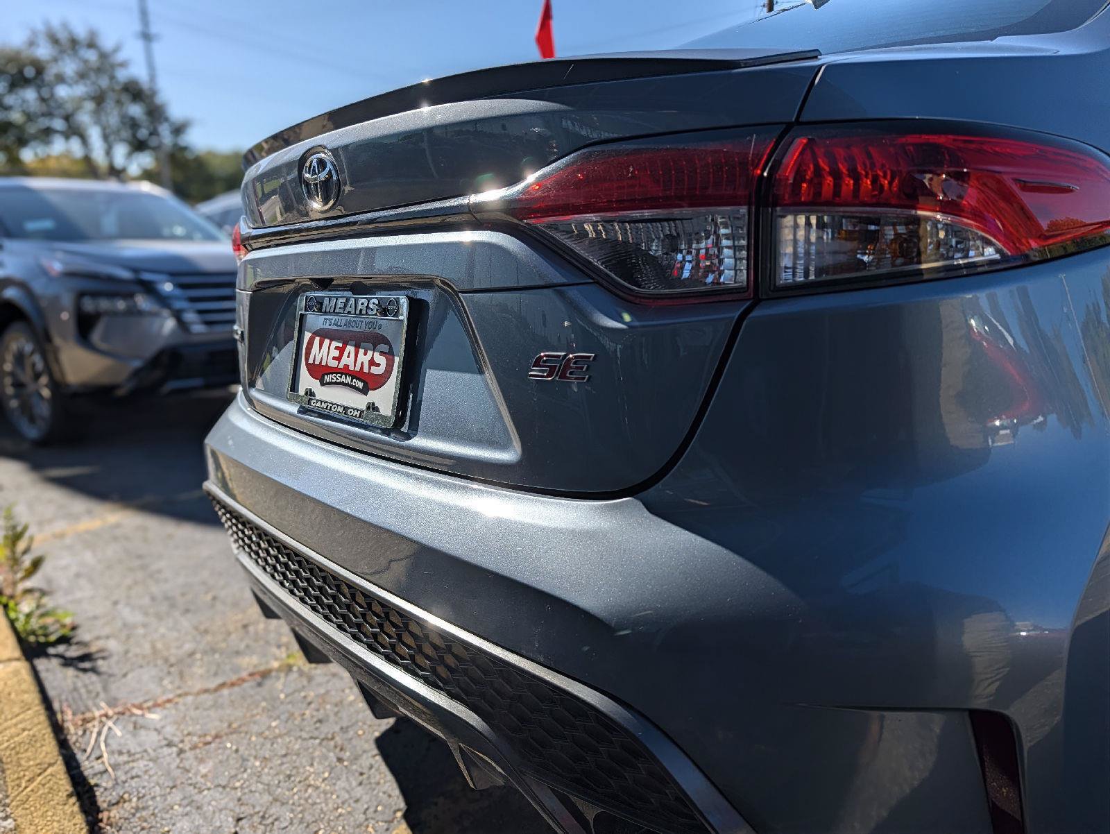 Used 2022 Toyota Corolla SE w/ Carpet Mat Package (TMS) FWD image 30