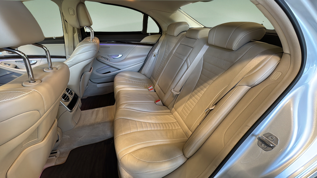 Used 2020 Mercedes-Benz S 560 4MATIC Sedan image 16