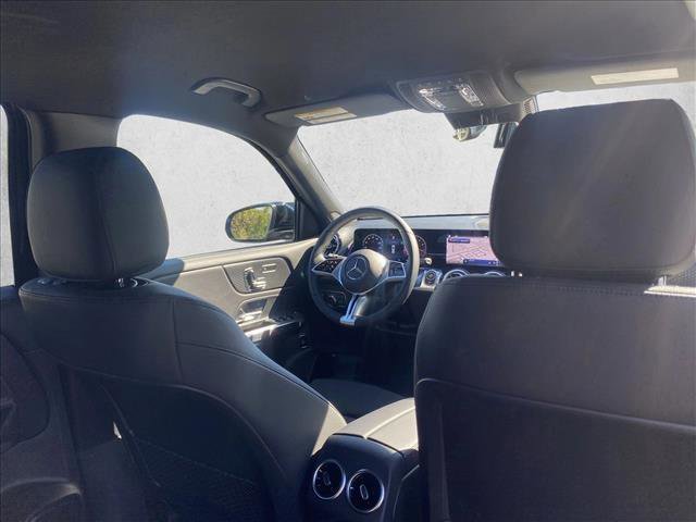 Used 2025 Mercedes-Benz GLB 250 image 21