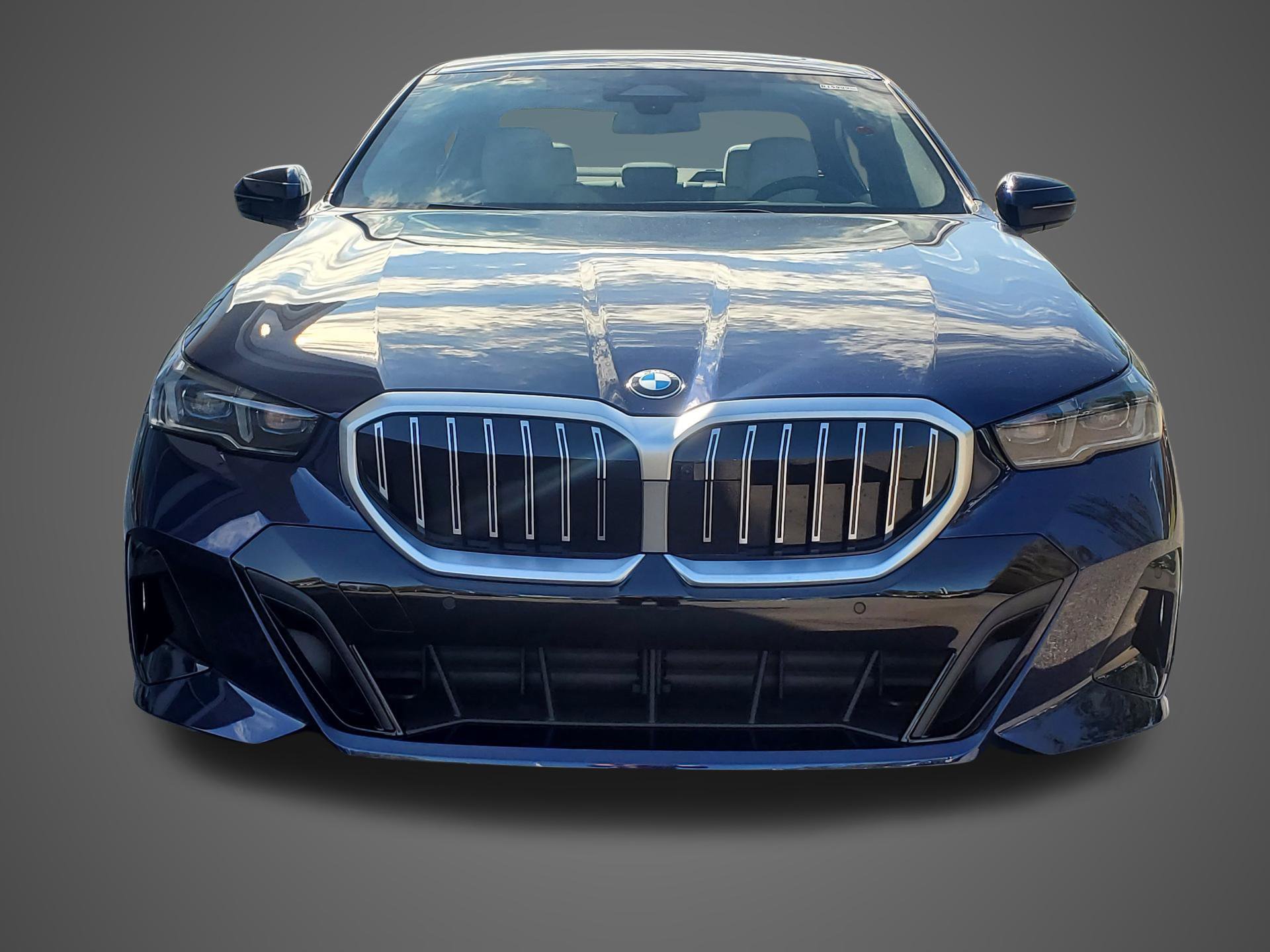 New 2027 BMW 530i xDrive w/ M Sport Package AWD/4WD image 2
