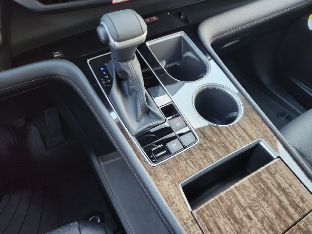 New 2026 Toyota Sienna Limited AWD/4WD image 19