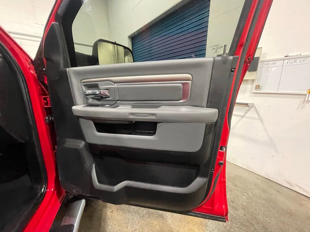 Used 2017 RAM 3500 Big Horn image 19