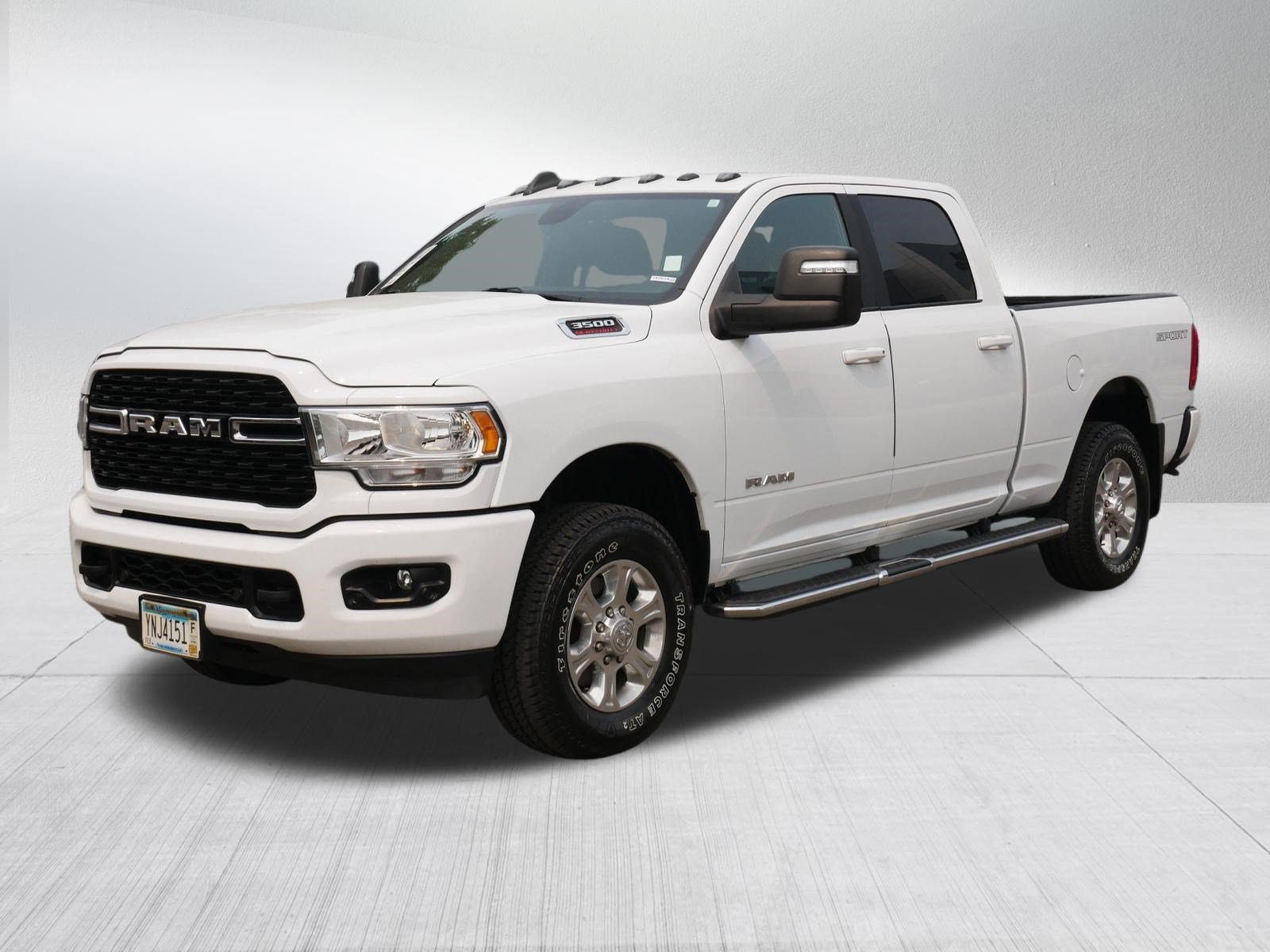 Used 2023 RAM 3500 Big Horn w/ Level B Equipment Group AWD/4WD image 3