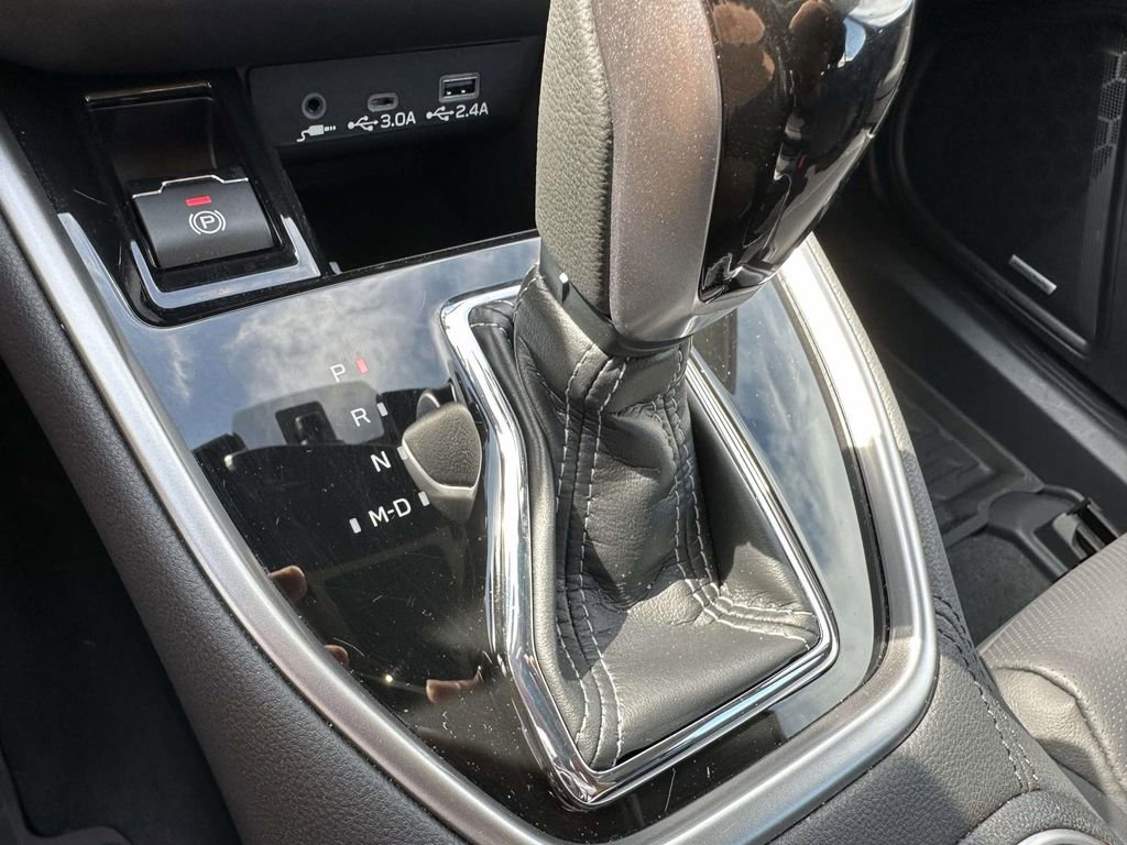 Certified 2025 Subaru Legacy Limited image 19