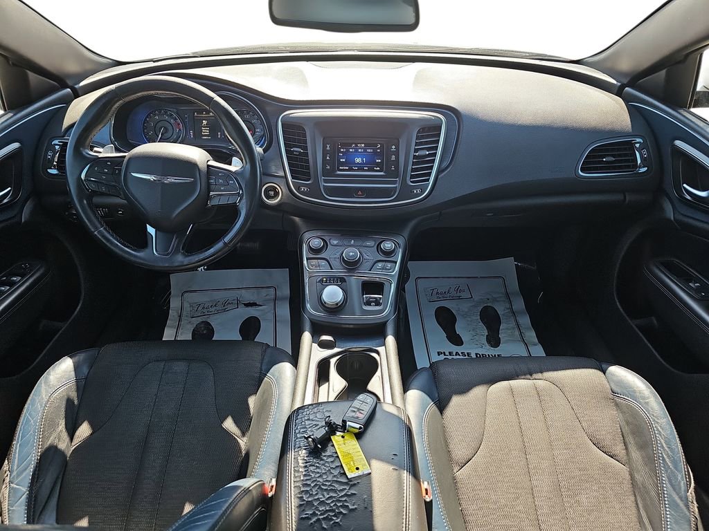 Used 2015 Chrysler 200 S image 12