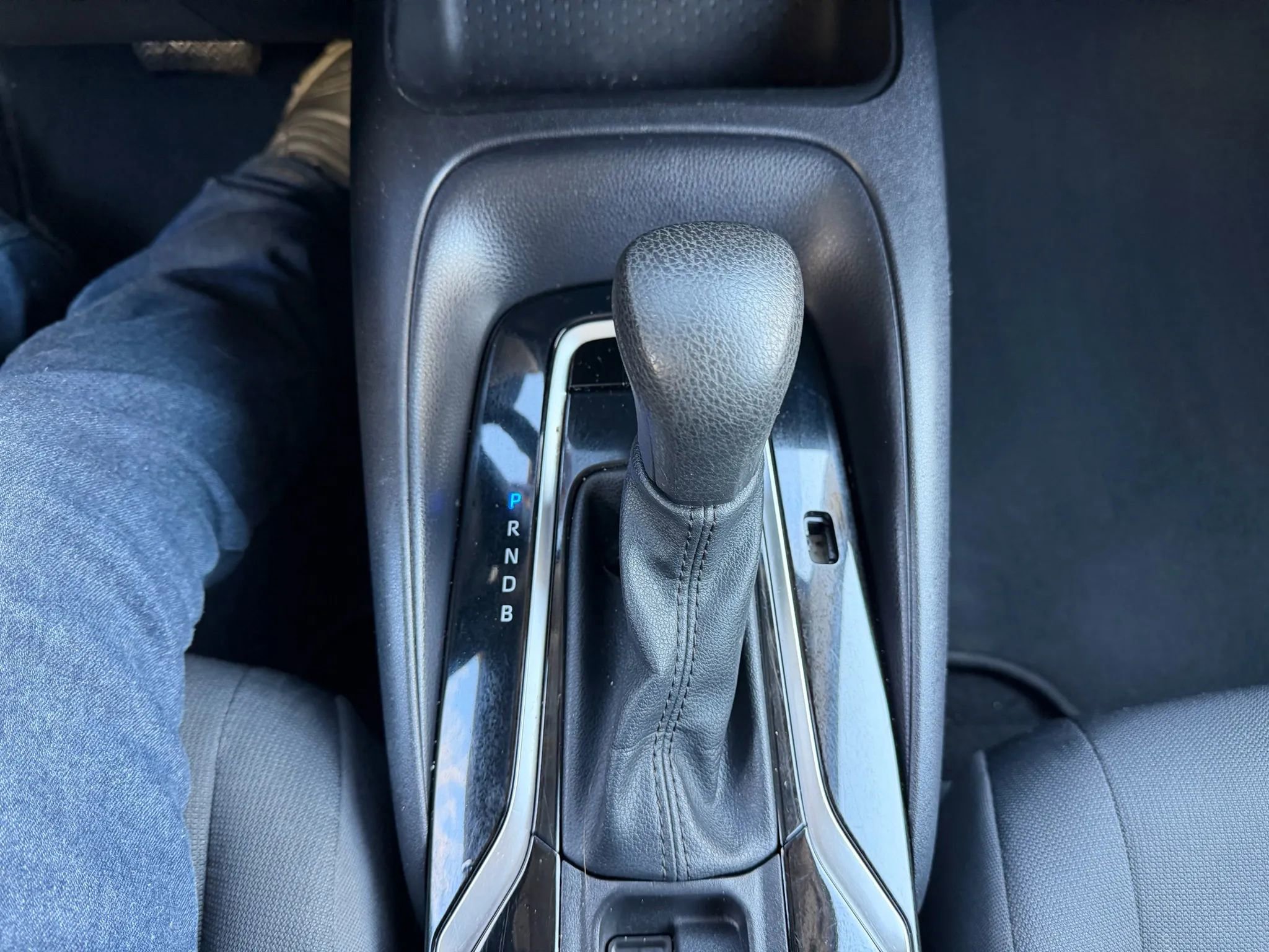 Used 2022 Toyota Corolla LE image 20