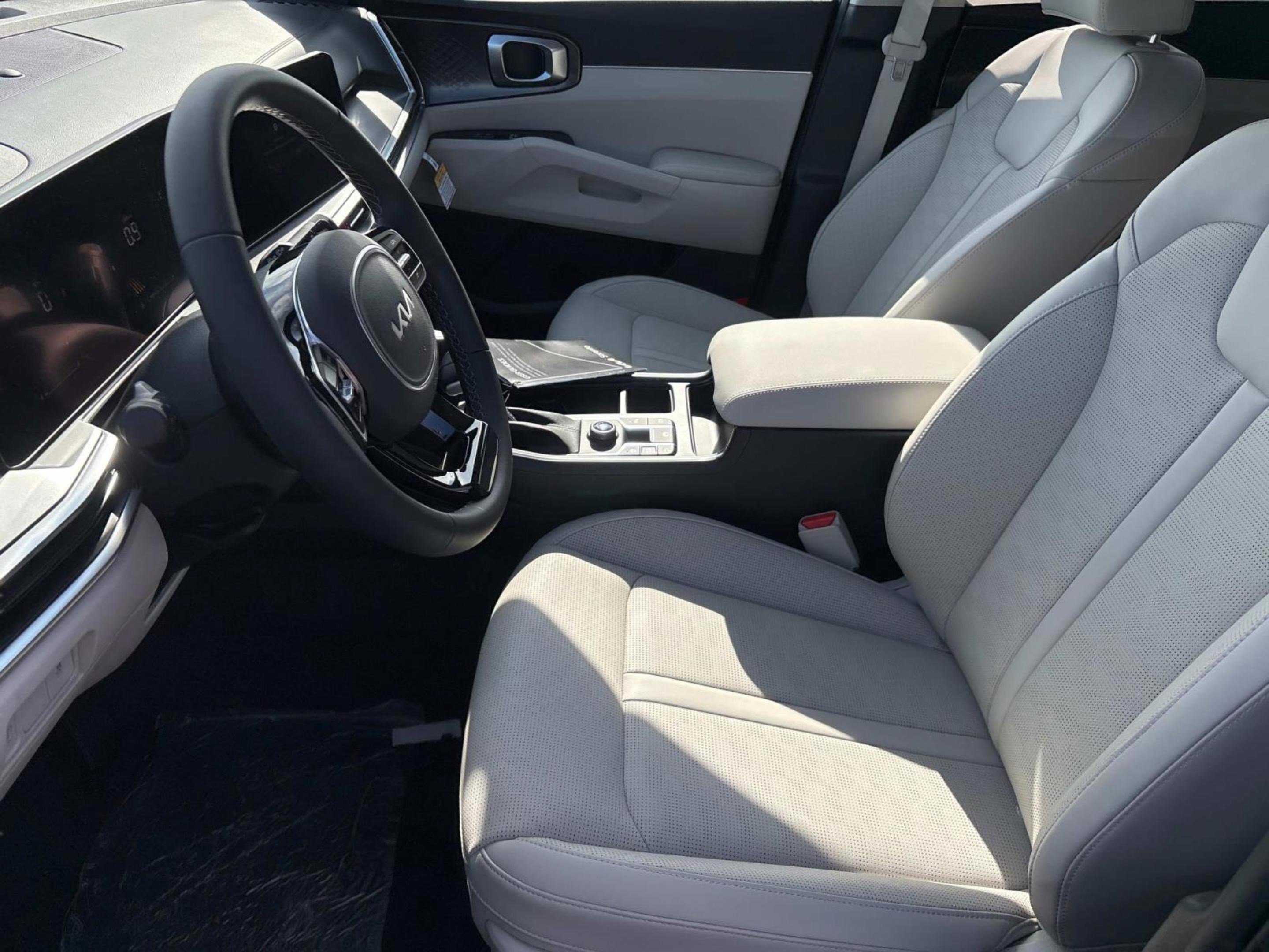 New 2025 Kia Sorento S w/ Panoramic Sunroof Package image 21