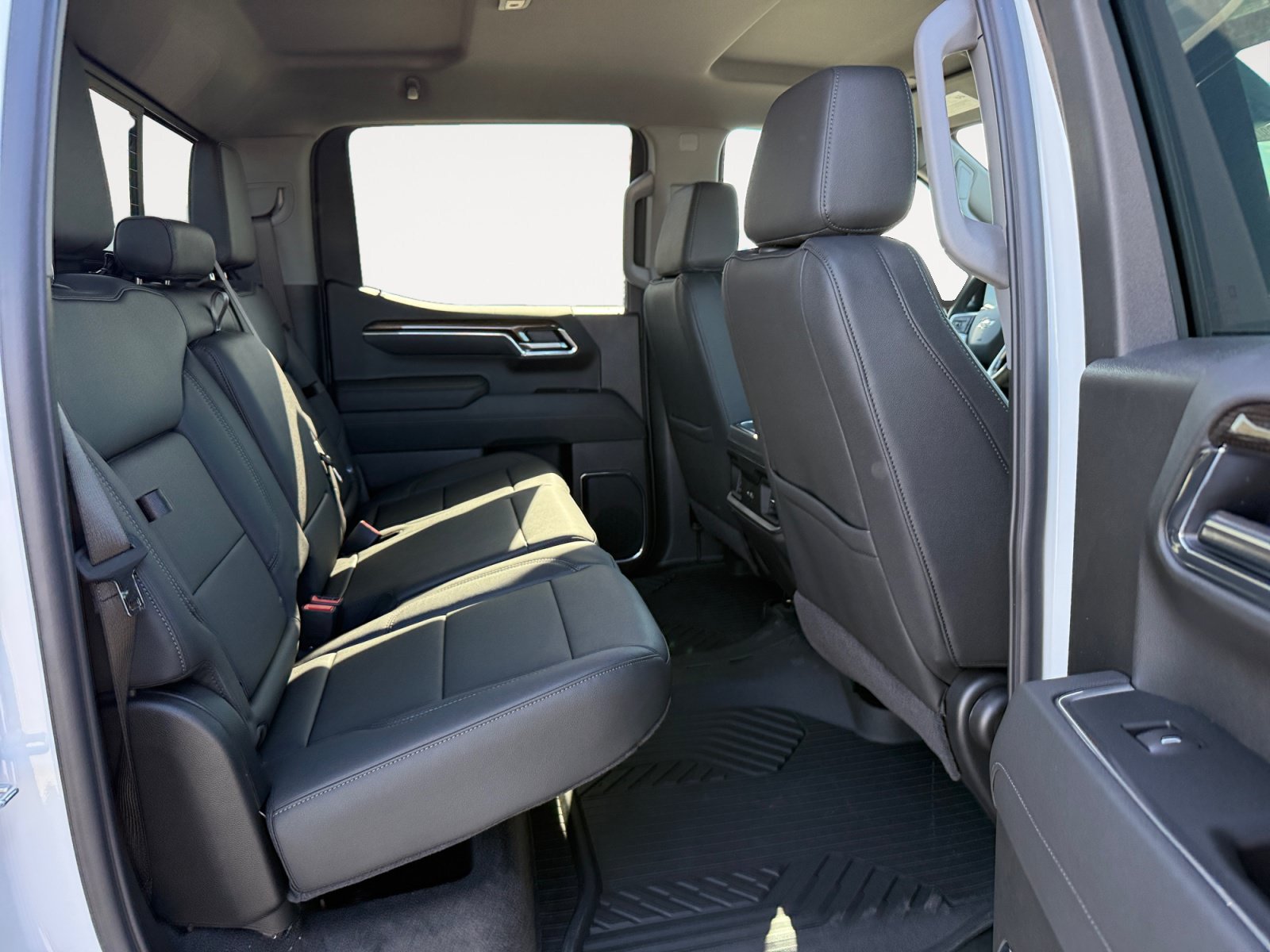 New 2026 Chevrolet Silverado 1500 LT Trail Boss w/ LT Trail Boss Premium Package AWD/4WD image 18