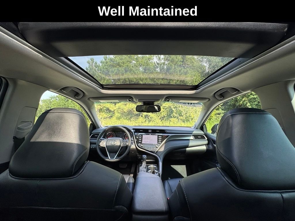 Used 2020 Toyota Camry XSE FWD image 5