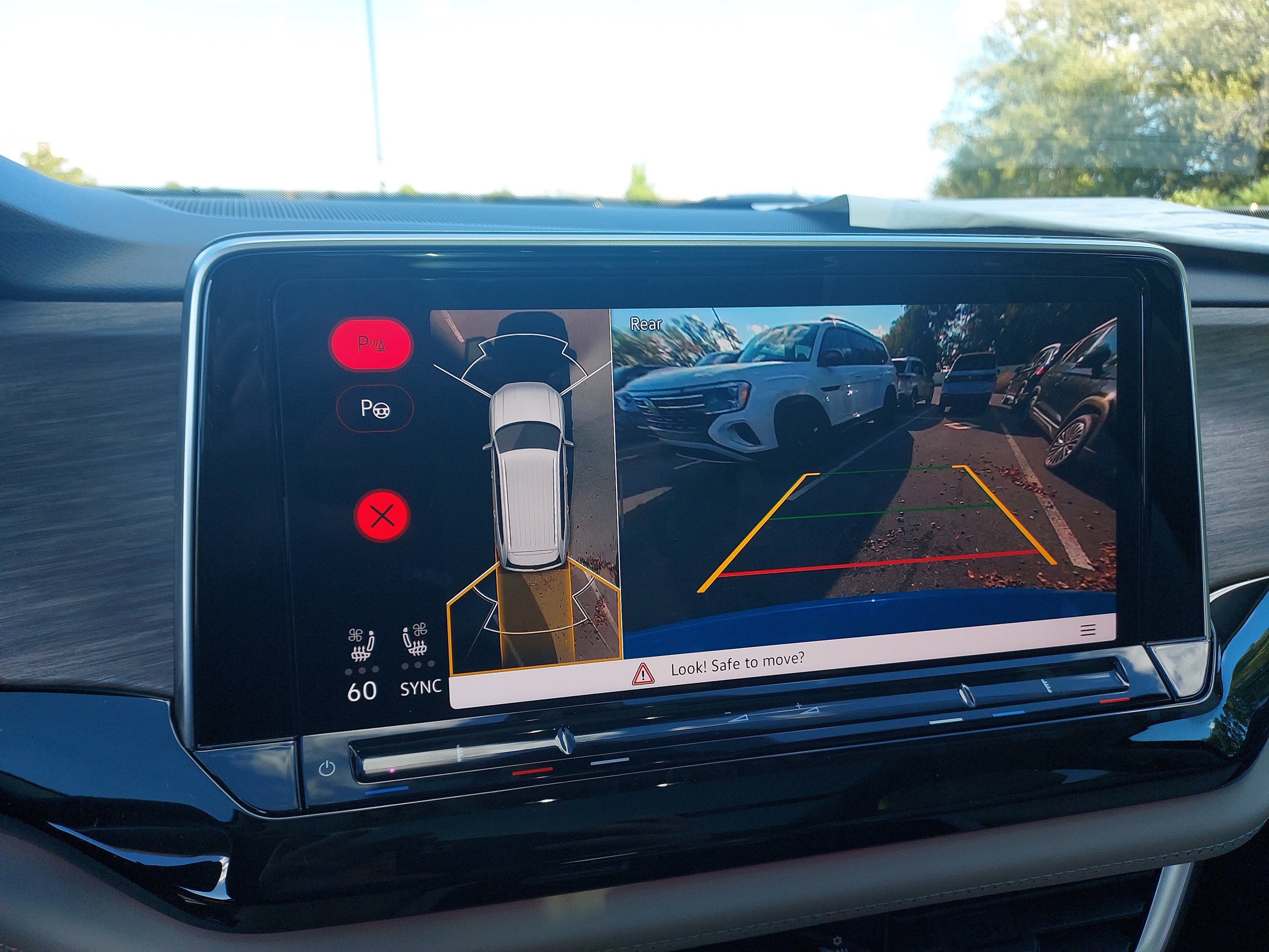 New 2026 Volkswagen Atlas SEL Premium R-Line image 32