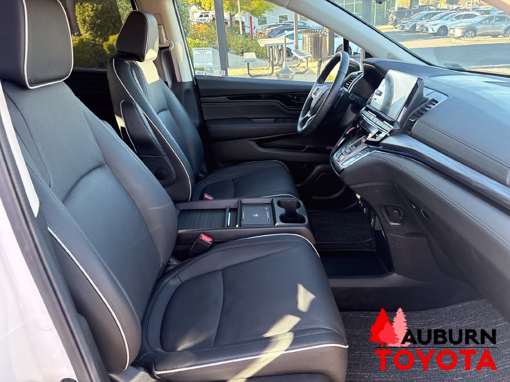 Used 2026 Honda Odyssey Elite image 21
