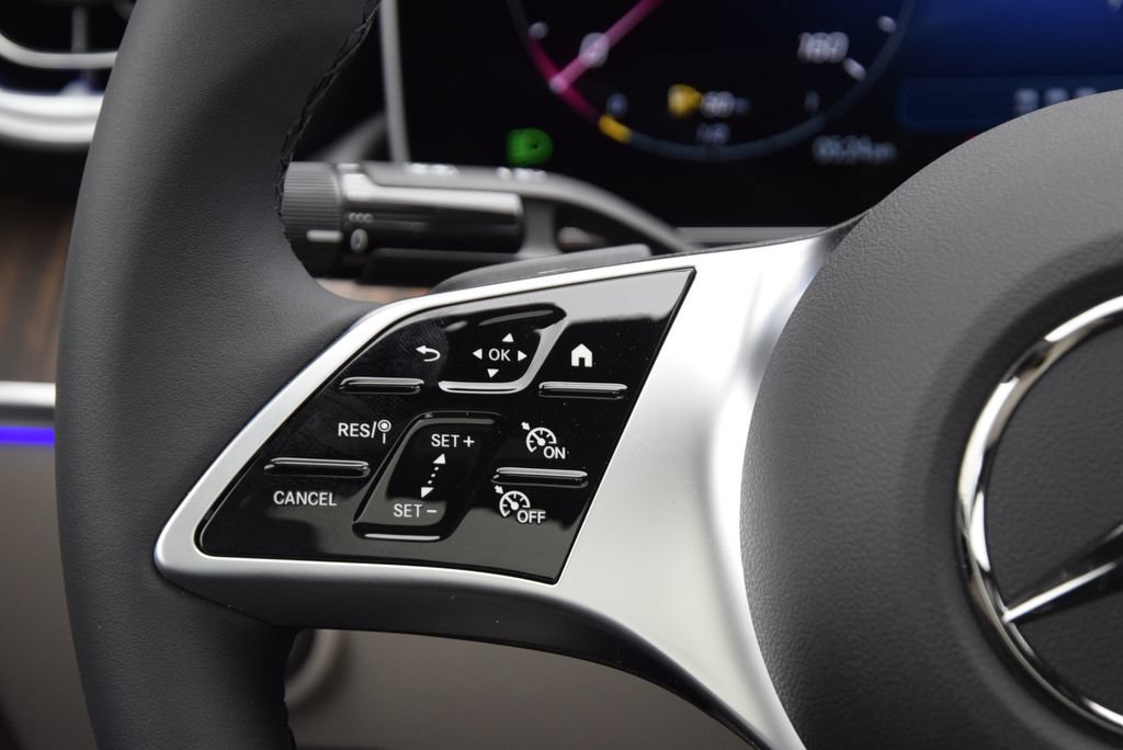 New 2026 Mercedes-Benz C 300 Sedan image 24