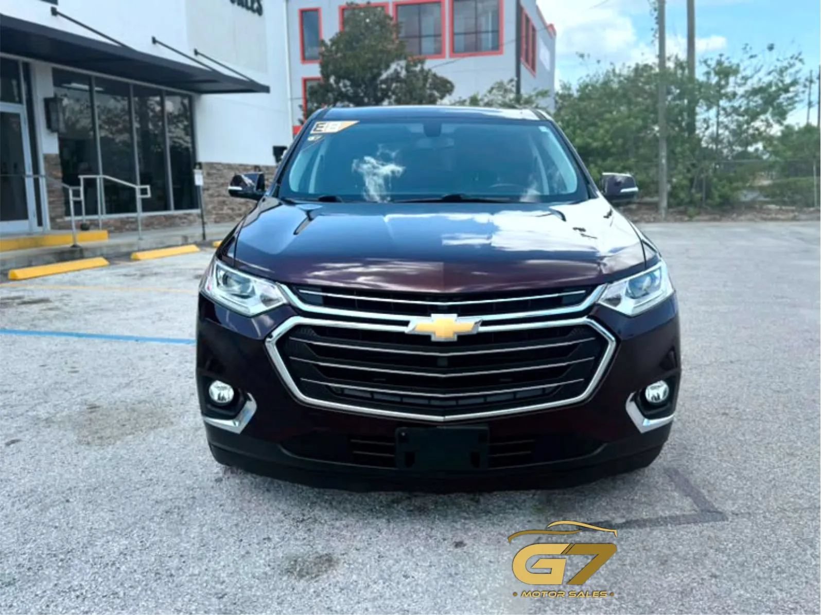 Used 2018 Chevrolet Traverse LT FWD image 2