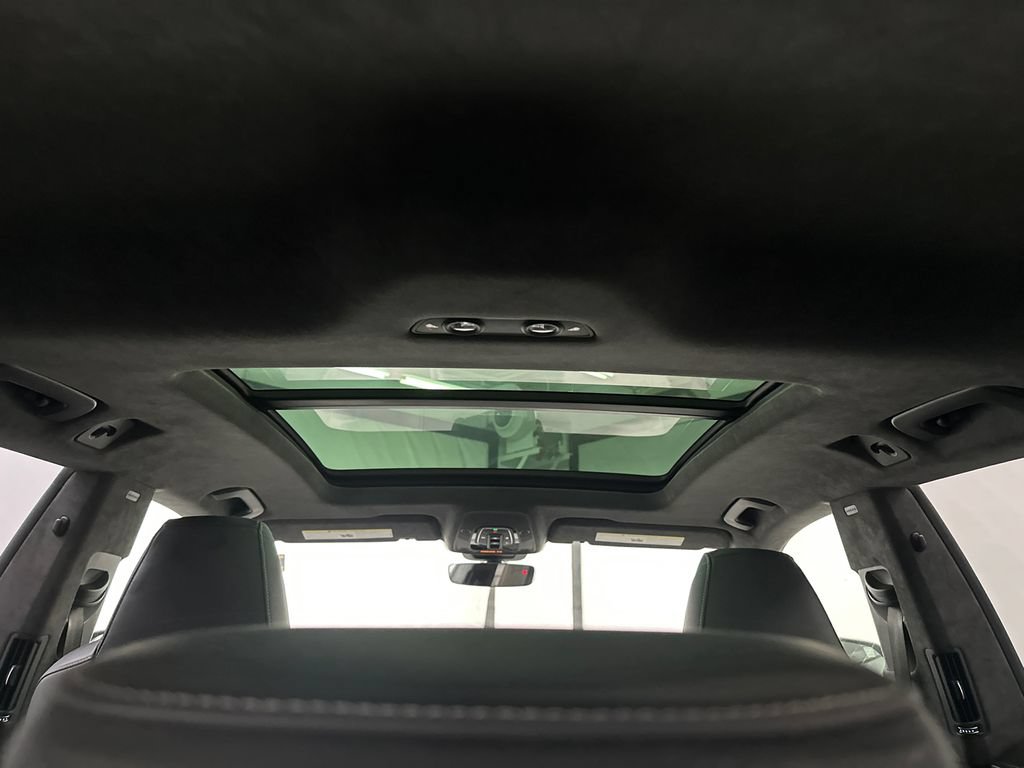 Used 2022 Audi SQ8 Prestige AWD/4WD image 22
