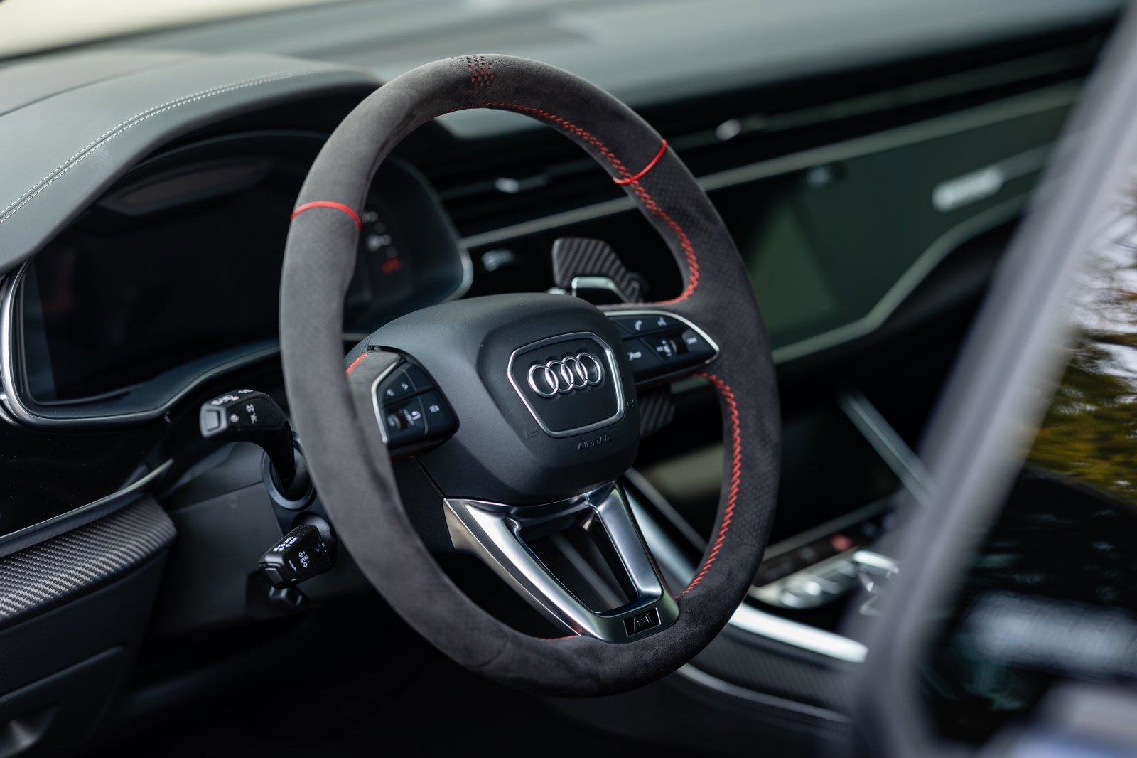 Used 2025 Audi RS Q8 performance image 49