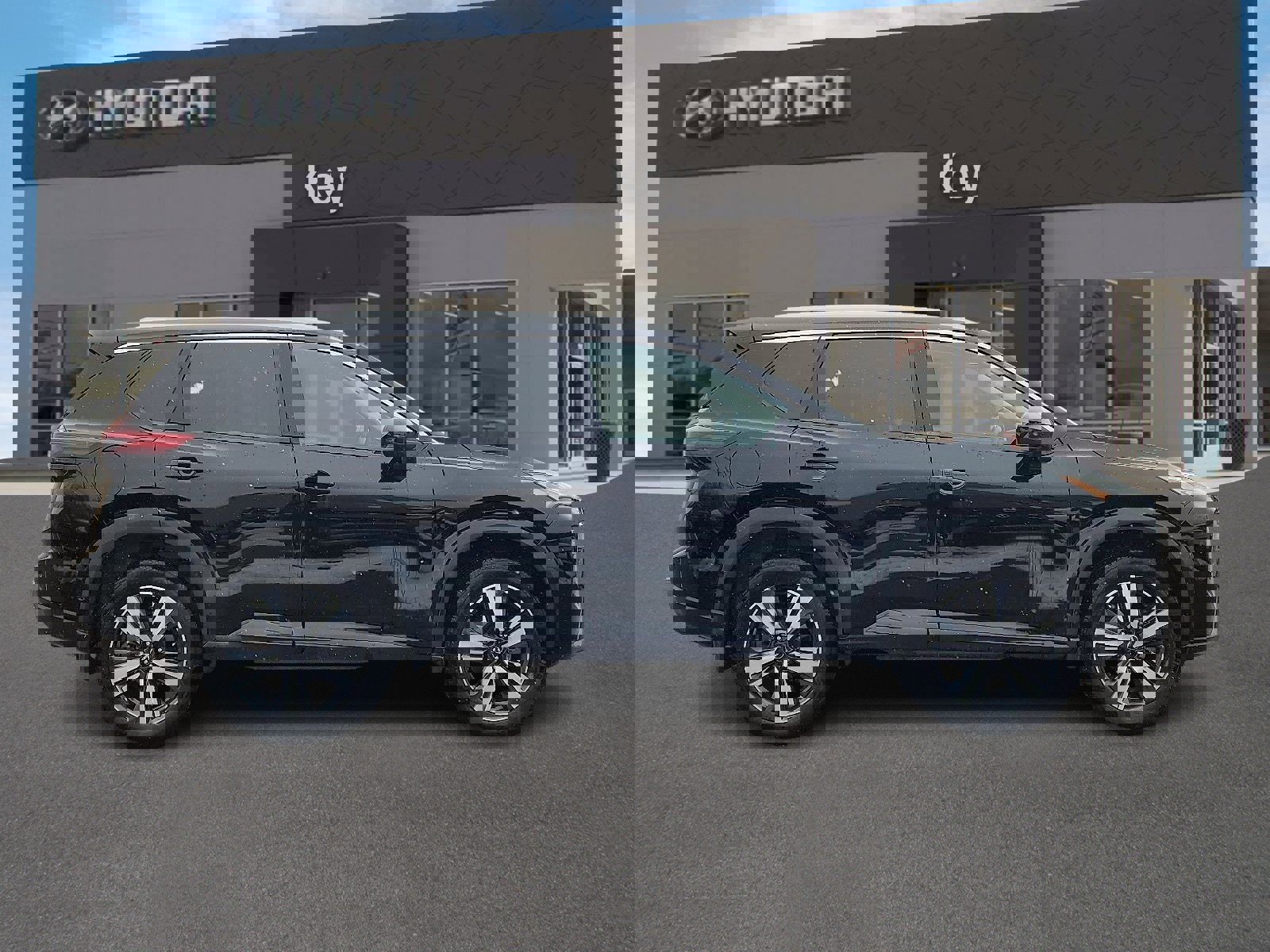 Used 2024 Nissan Rogue SL image 3