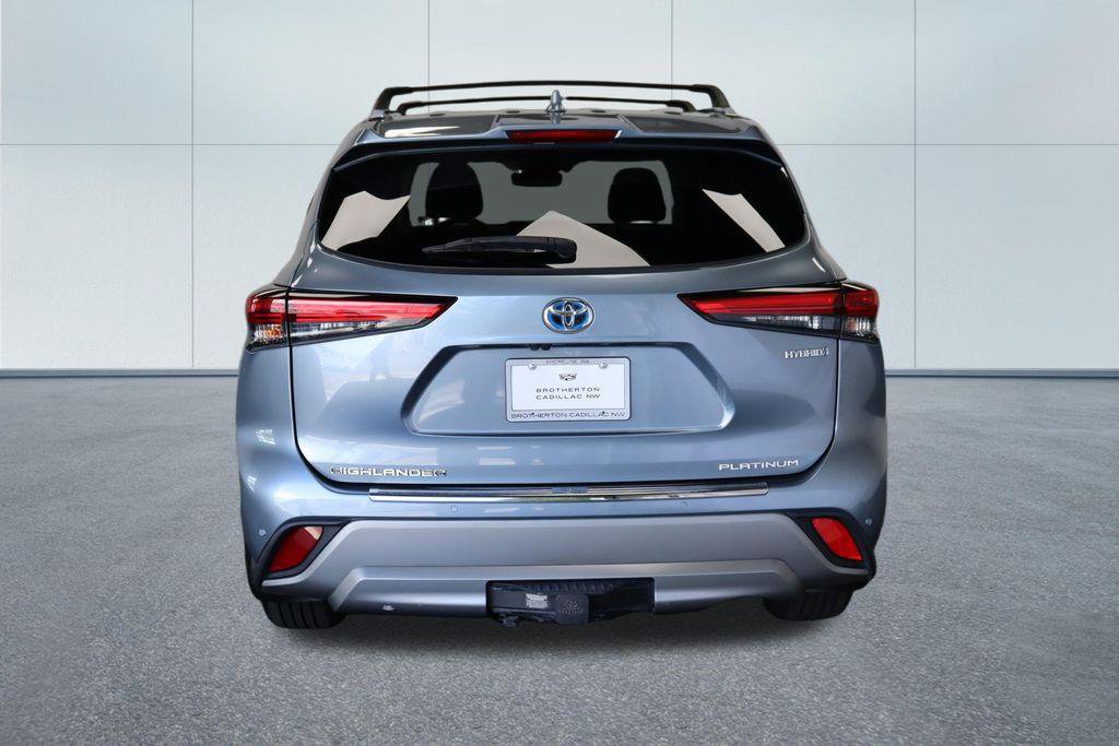 Used 2021 Toyota Highlander Platinum AWD/4WD image 4
