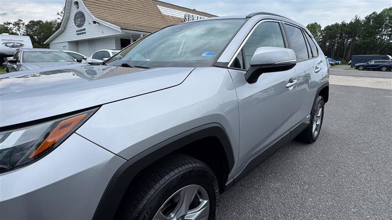 Used 2022 Toyota RAV4 XLE w/ Convenience Package AWD/4WD image 12