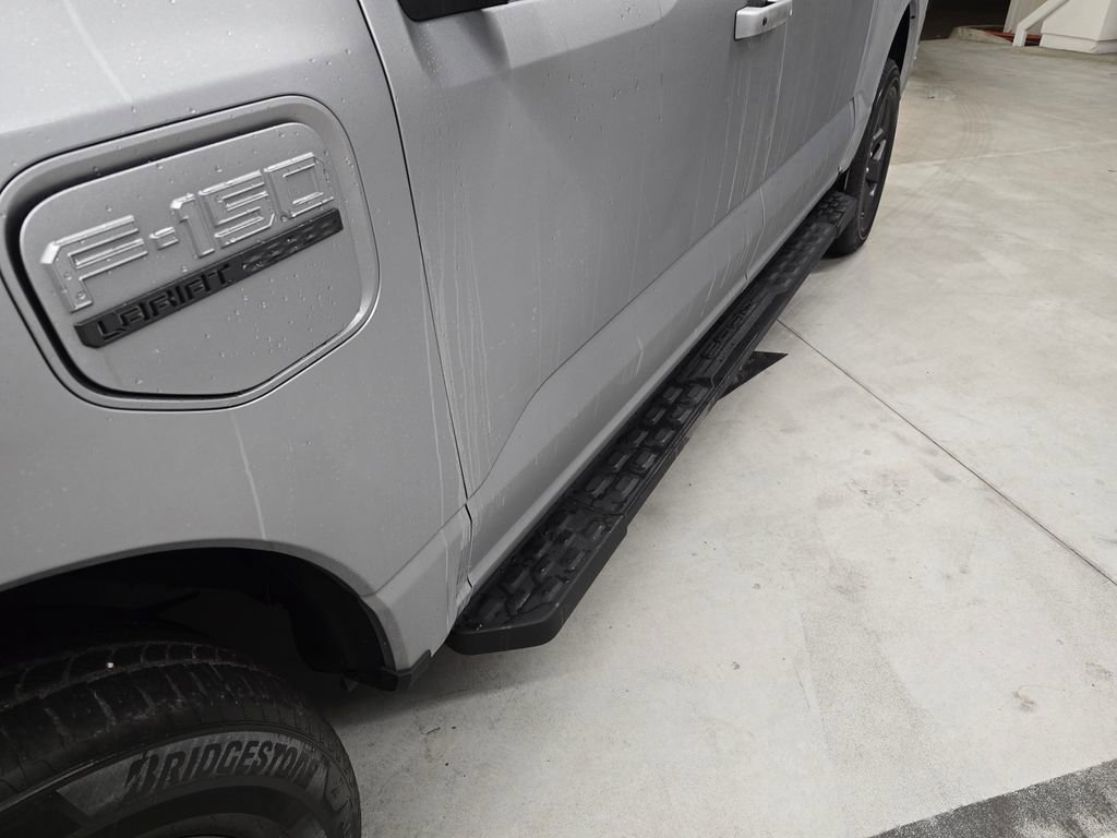 Used 2022 Ford F150 Lightning Lariat w/ Equipment Group 511A High image 12