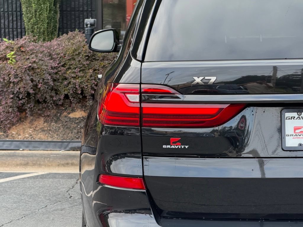 Used 2020 BMW X7 M50i AWD/4WD image 15