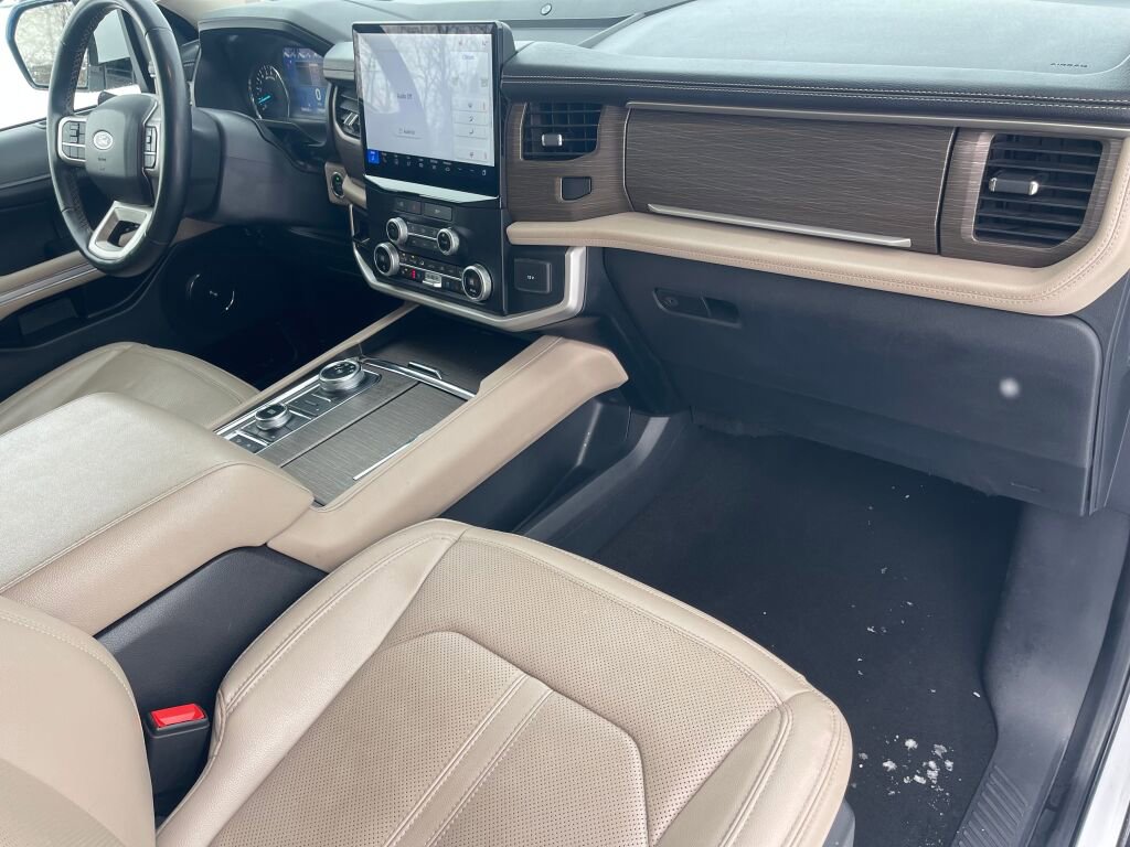 Used 2024 Ford Expedition Max Limited image 26