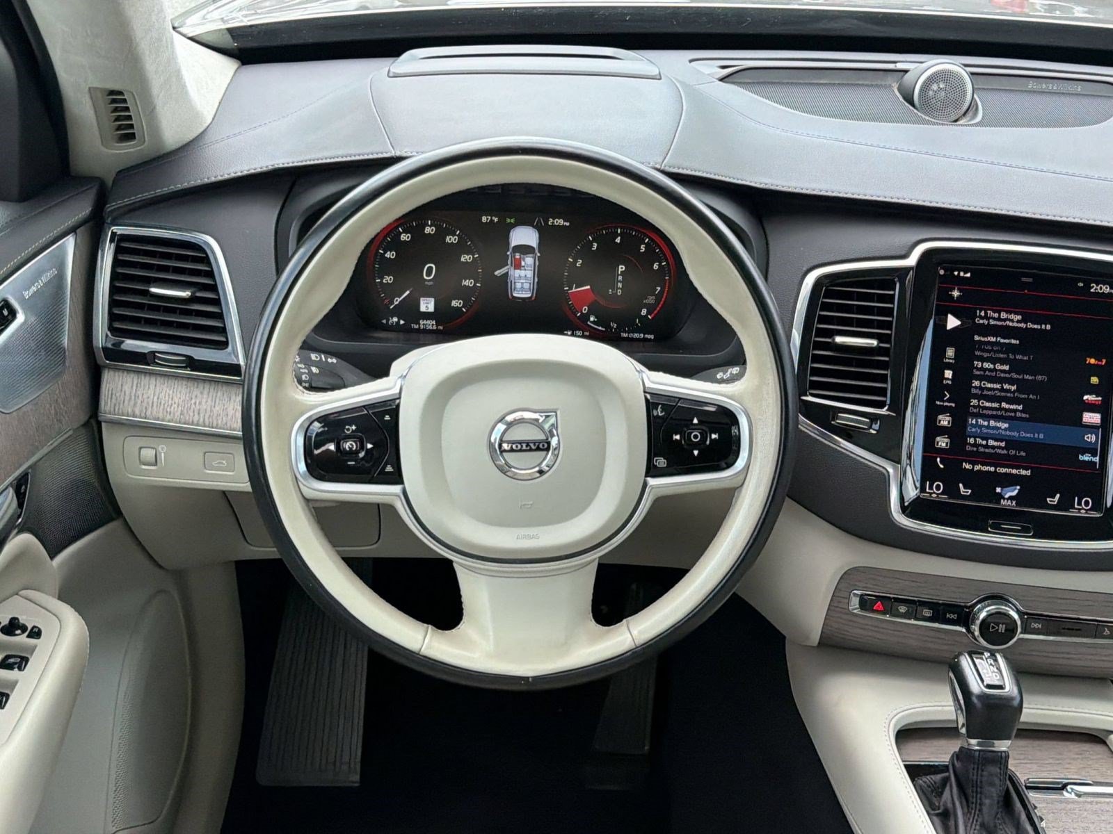 Certified 2022 Volvo XC90 T6 Inscription w/ Lounge Package AWD/4WD image 26