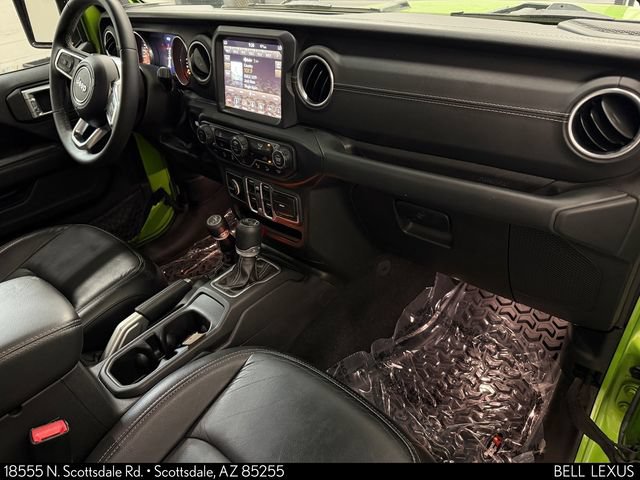 Used 2018 Jeep Wrangler Unlimited Sahara AWD/4WD image 12