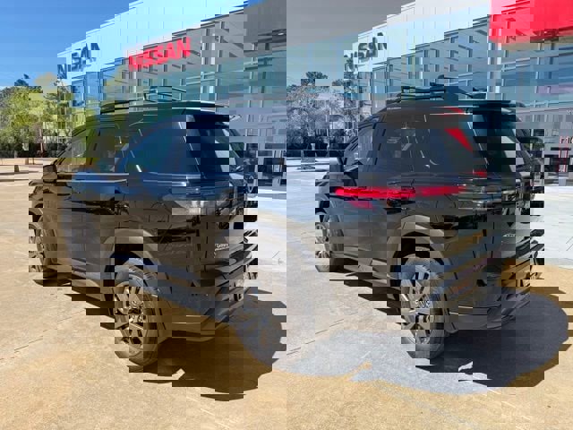 New 2026 Nissan Pathfinder SV image 3