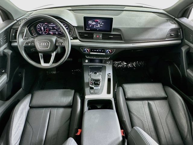 Used 2020 Audi Q5 2.0T Titanium Premium Plus AWD/4WD image 13