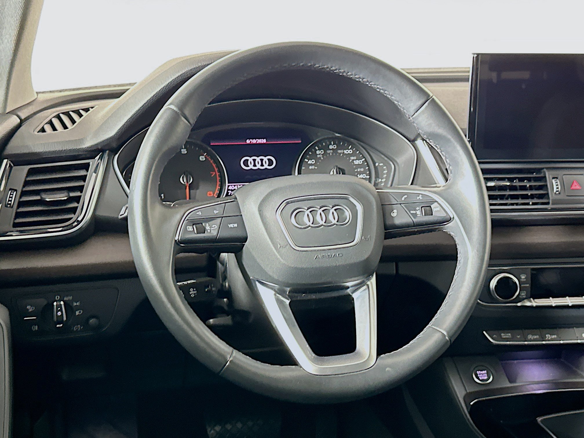 Used 2023 Audi Q5 2.0T Premium w/ Convenience Package AWD/4WD image 18