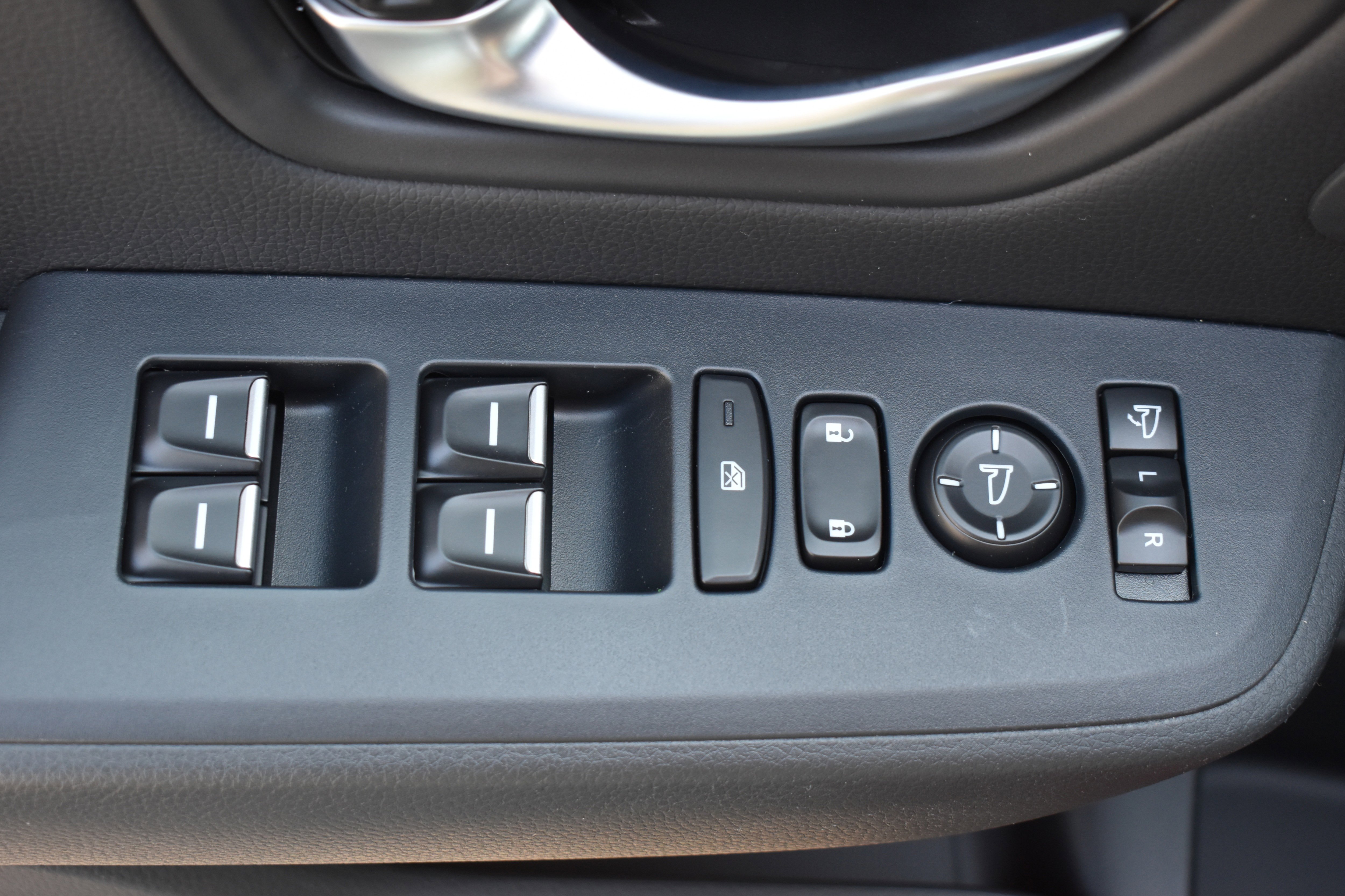 New 2025 Honda Pilot Black Edition image 22