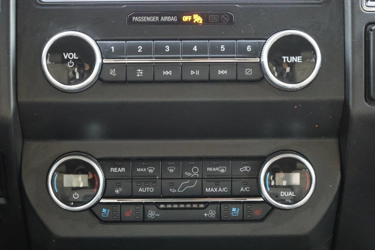 Used 2019 Ford Expedition Limited w/ Equipment Group 302A image 22